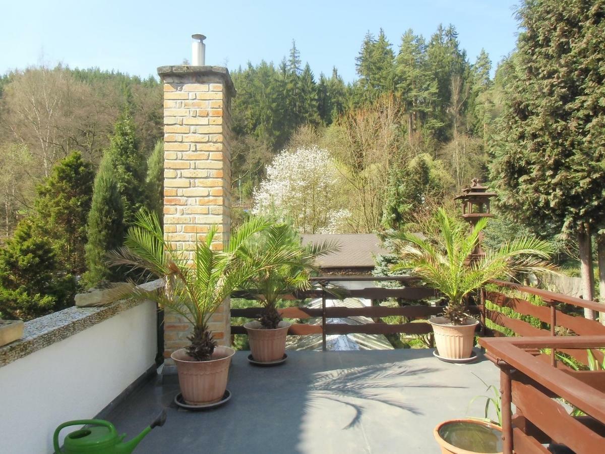 Pension U Kaktusu KLV Exterior foto
